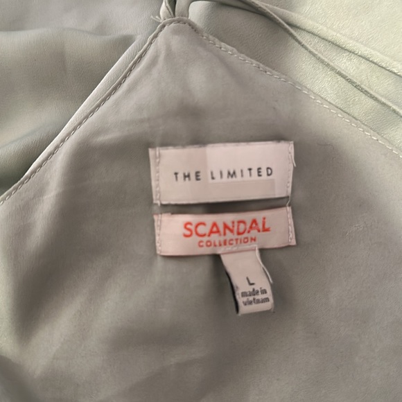 The limited scandal collab green satin blouse/shell - Picture 2 of 4